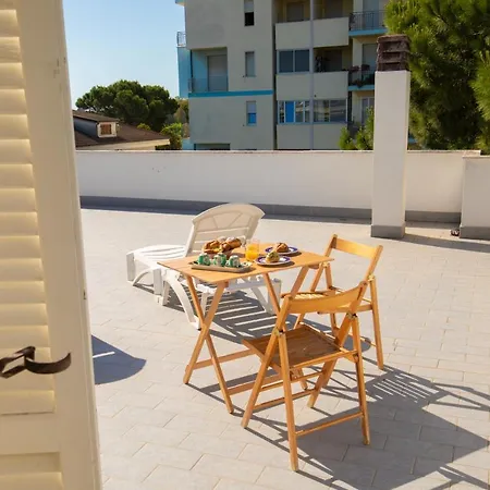 Appartamento Loft-mare Frigobar, Climatizzatore, Lettini E Wi-fi Lido di Fermo